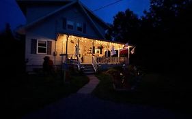 Forest & Lake Pei Bed & Breakfast